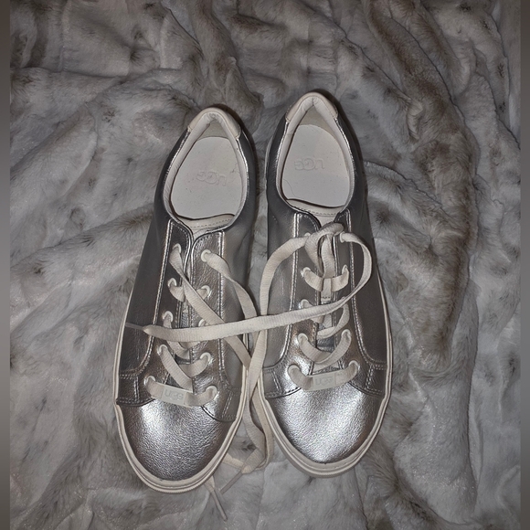 UGG Metallic Silver Women's Sneakers - Picture 2 of 9